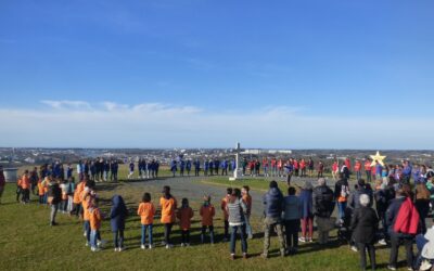 Rassemblement annuel des scouts catholiques et protestants au Pays basque